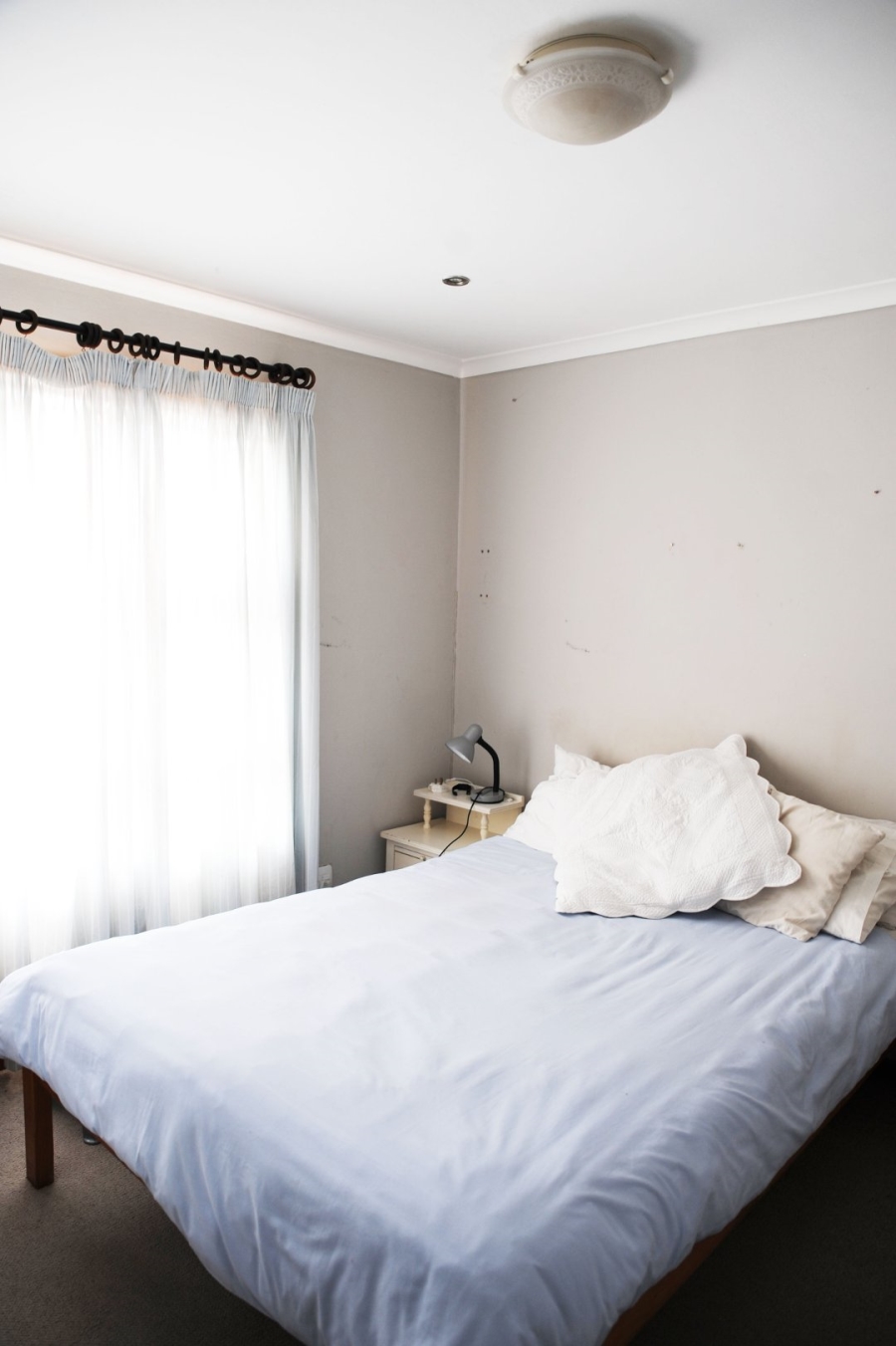 To Let 5 Bedroom Property for Rent in Paradise Beach Western Cape